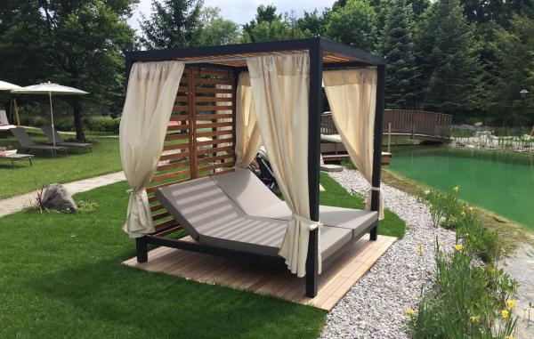 pergola_lozko_wypoczynkowe_zewnetrzne_wykonane_z_aluminium_wigo_wroclaw_na_zewnetrzne_tarasy_krakow_warszawa
